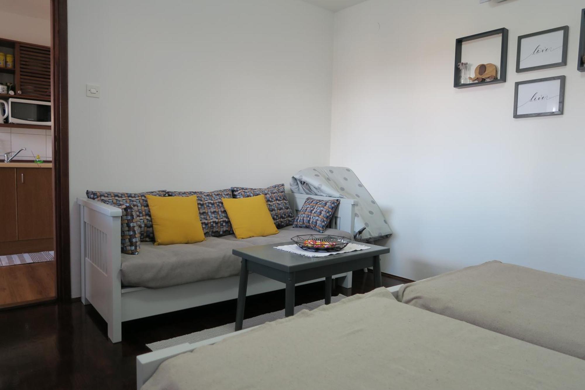 Apartments And Rooms Stefanac Slunj Bagian luar foto